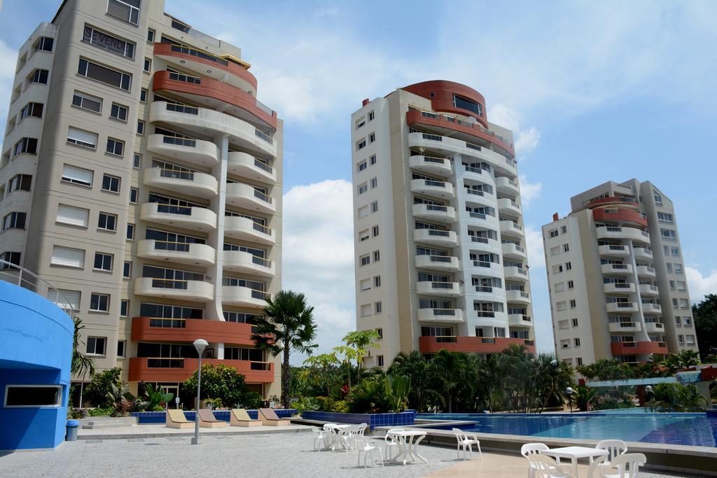 Playa Almendro Resort Tonsupa Exteriör bild