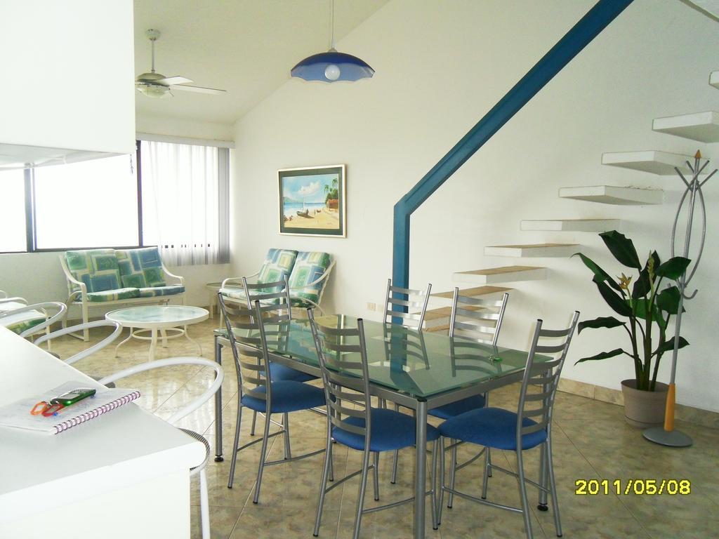 Playa Almendro Resort Tonsupa Exteriör bild