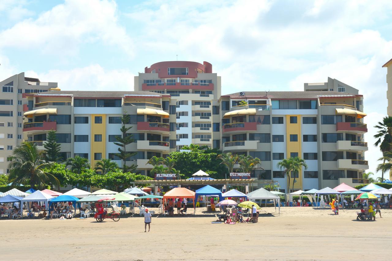 Playa Almendro Resort Tonsupa Exteriör bild