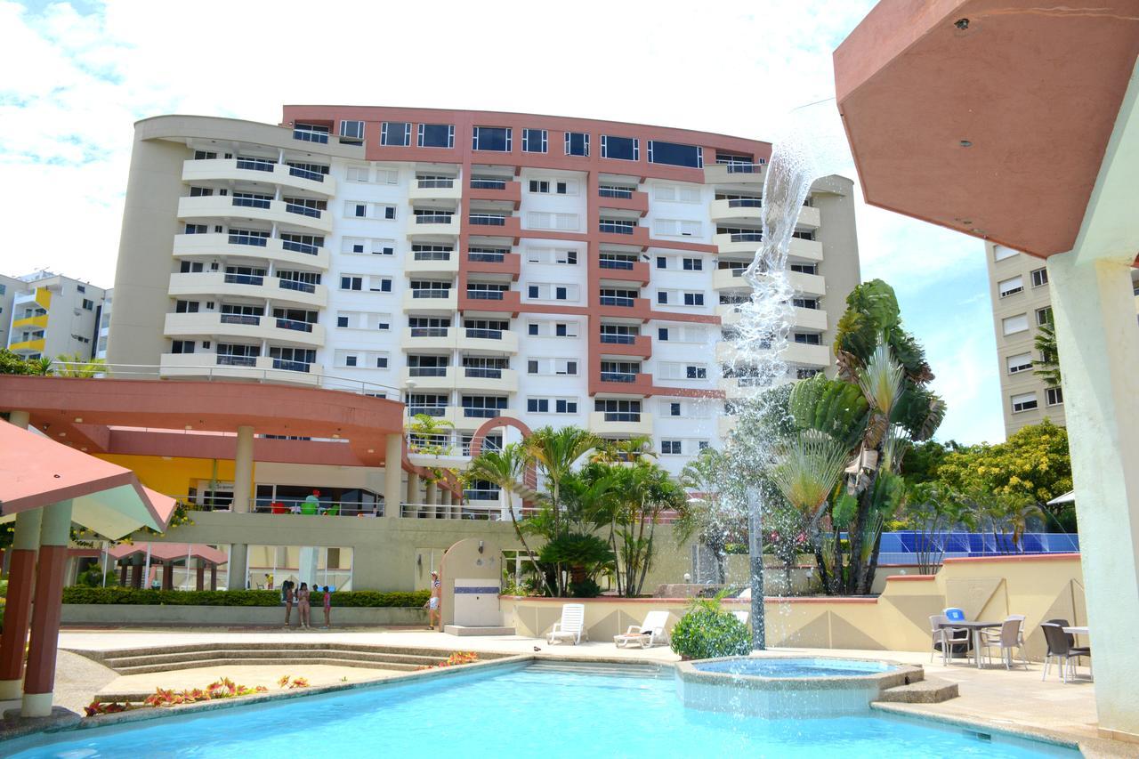 Playa Almendro Resort Tonsupa Exteriör bild